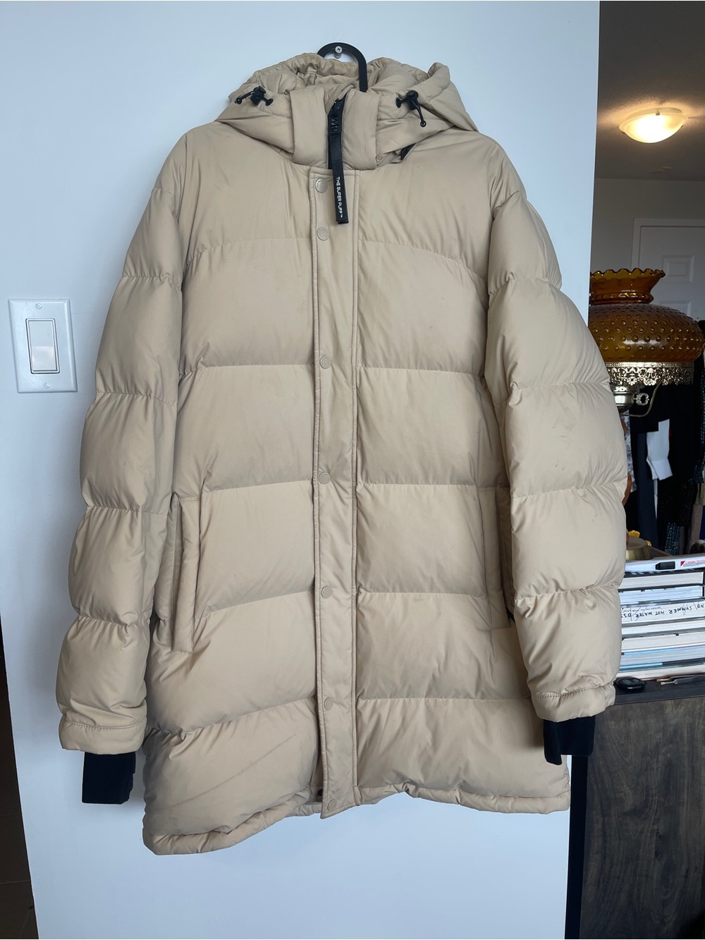 Aritzia Super Puff Winter Parka in Modern Taupe Size Large